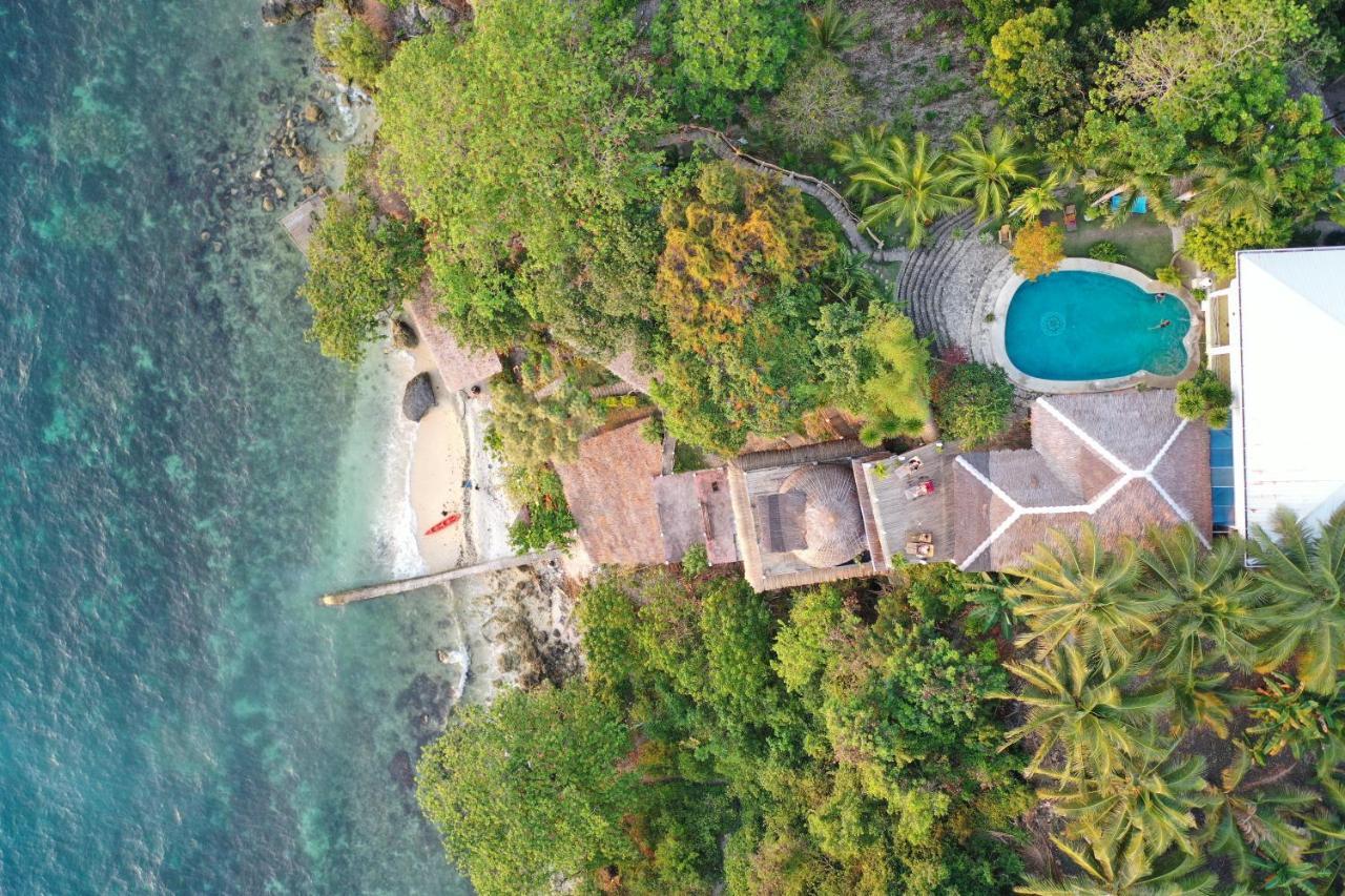 Fantasy Lodge Samboan Exterior photo