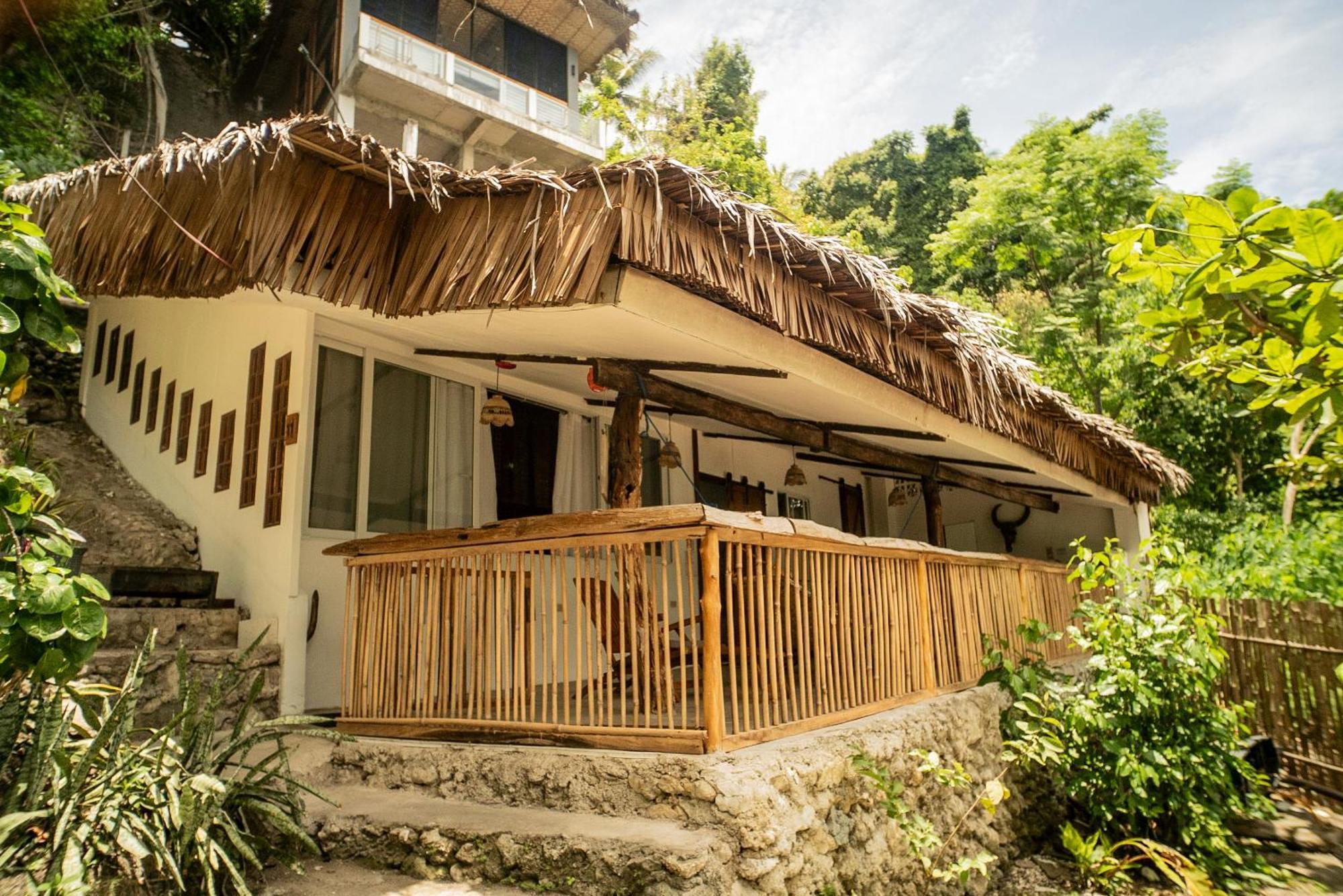 Fantasy Lodge Samboan Exterior photo
